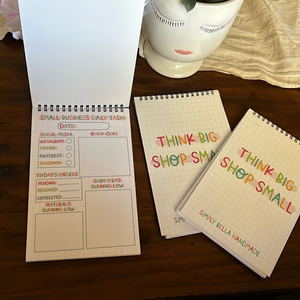 Notebook for planning small businesses task